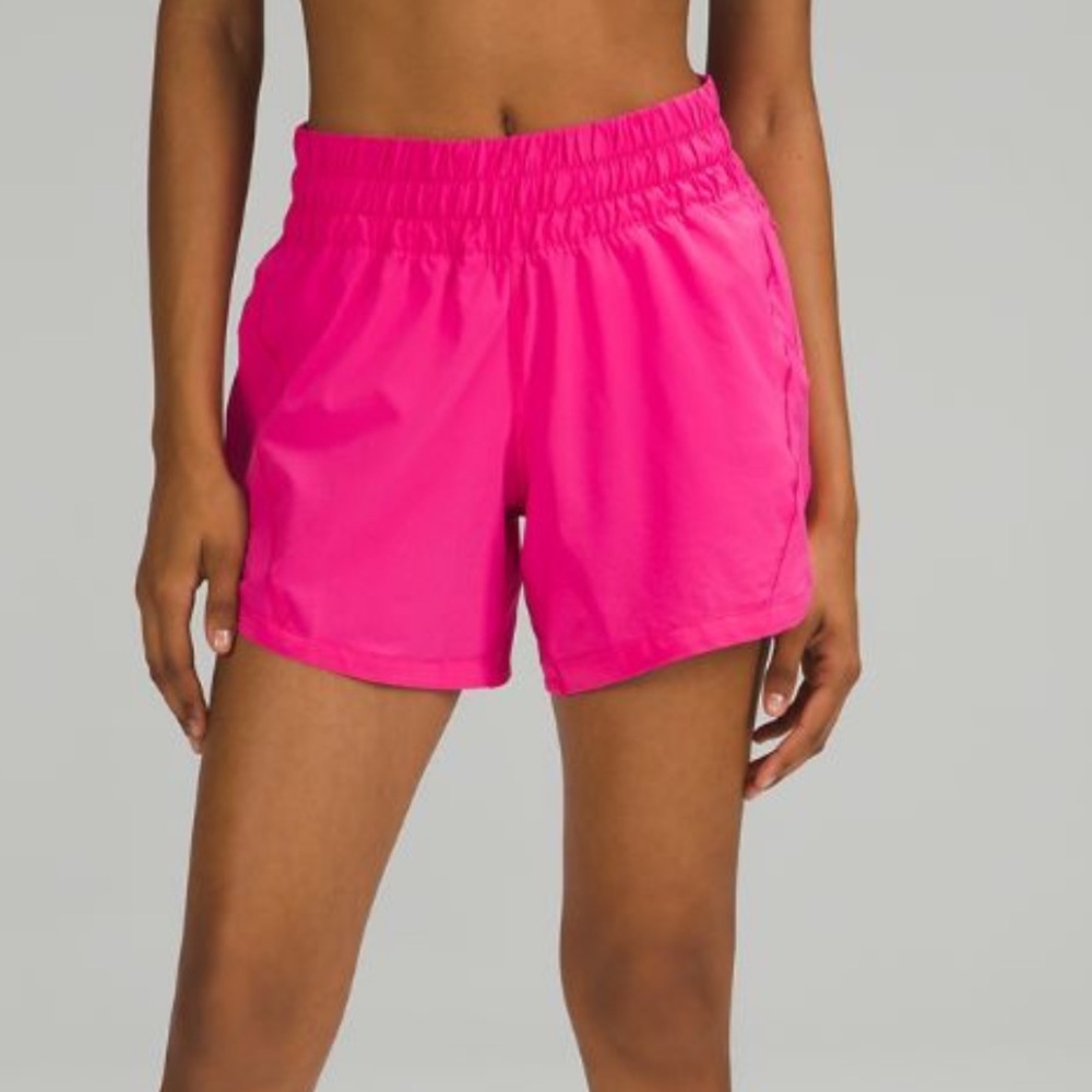 Lululemon track that mid-rise shorts 5”